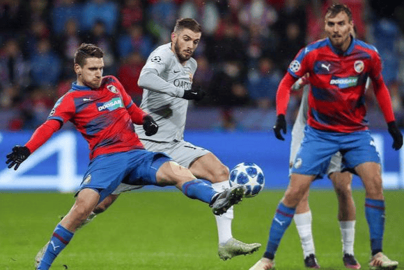 清晨马赛备战法甲；主帅复盘细节曝光；球迷炸锅；赛季目标并未改变的简单介绍-爱游戏官方网站